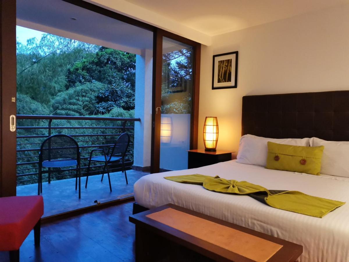 Hotel Bambu Inn Саленто Экстерьер фото