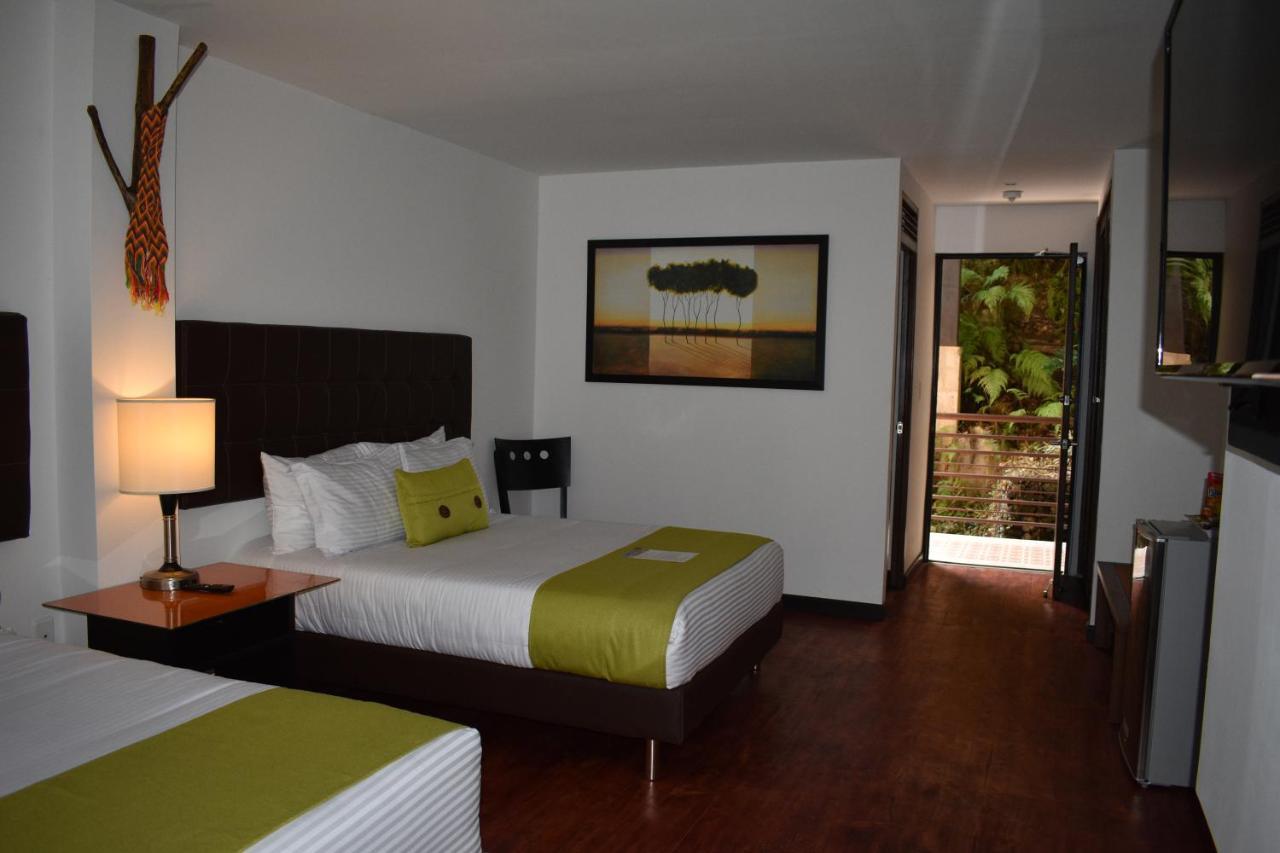 Hotel Bambu Inn Саленто Экстерьер фото