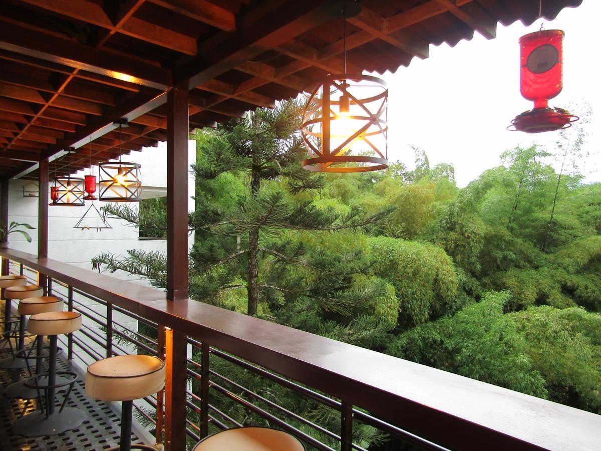 Hotel Bambu Inn Саленто Экстерьер фото